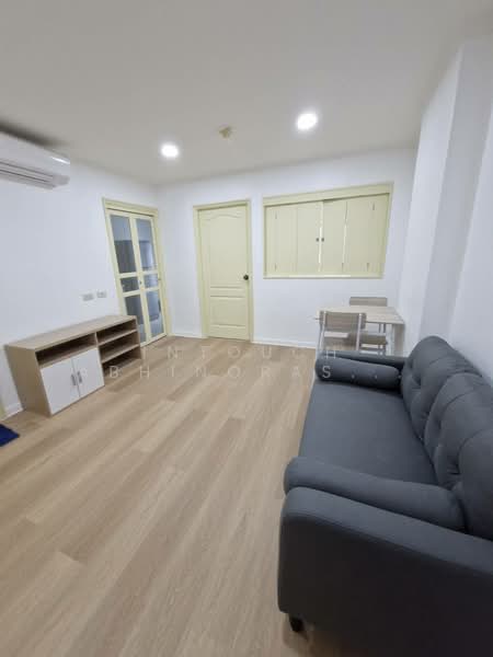 ให้เช่า - Lumpini Place Narathiwas Ratchanakarin : อาคารลุมพินี เพลส นราธิวาสราชนครินทร์, กรุงเทพ