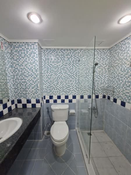 For Rent - Lumpini Place Narathiwas Ratchanakarin, Bangkok