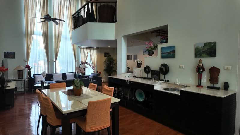 Baan Klang Krung Thonglor, Bangkok, 55 Soi Sukhumvit 55, Khlong Tan Nua, Watthana, Bangkok, 3 Bedrooms, 350 sqm, Townhouse For Sale, by รัชชานนท์ สุขสมบูรณ์, 500259505 - DDproperty.com