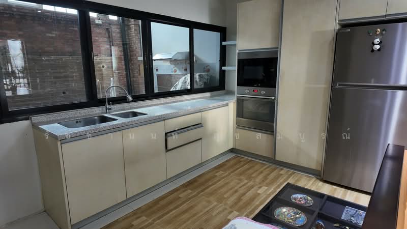 Baan Klang Krung Thonglor : บ้านกลางกรุงทองหล่อ, กรุงเทพ, 55 ซอยสุขุมวิท 55, คลองตันเหนือ, วัฒนา, กรุงเทพ, 350 ตร.ม., ทาวน์เฮ้าส์ ขาย, โดย รัชชานนท์ สุขสมบูรณ์, 500259505 - DDproperty.com