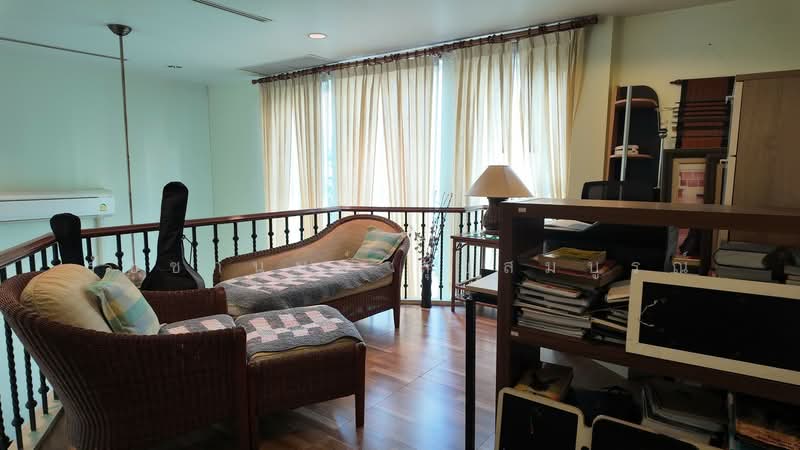 Baan Klang Krung Thonglor, Bangkok, 55 Soi Sukhumvit 55, Khlong Tan Nua, Watthana, Bangkok, 3 Bedrooms, 350 sqm, Townhouse For Sale, by รัชชานนท์ สุขสมบูรณ์, 500259505 - DDproperty.com