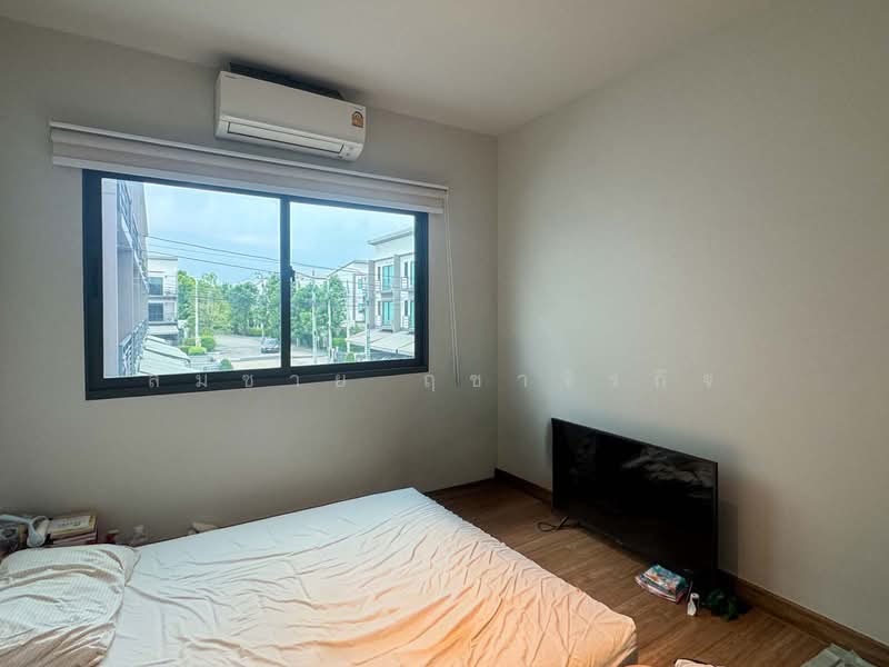 Baan Klang Muang Sukhumvit-Onnut : บ้านกลางเมือง สุขุมวิท อ่อนนุช, กรุงเทพ, Soi On Nut 70/1, ประเวศ, ประเวศ, กรุงเทพ, 140 ตร.ม., ทาวน์เฮ้าส์ ให้เช่า, โดย สมชาย ฤชาจิรกิจ, 500259509 - DDproperty.com
