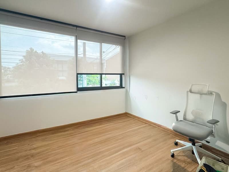 Baan Klang Muang Sukhumvit-Onnut, Bangkok, Soi On Nut 70/1, Prawet, Prawet, Bangkok, 3 Bedrooms, 140 sqm, Townhouse For Rent, by Somchai Ruechajirakit, 500259509 - DDproperty.com