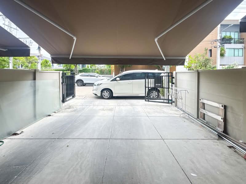 Baan Klang Muang Sukhumvit-Onnut, Bangkok, Soi On Nut 70/1, Prawet, Prawet, Bangkok, 3 Bedrooms, 140 sqm, Townhouse For Rent, by Somchai Ruechajirakit, 500259509 - DDproperty.com