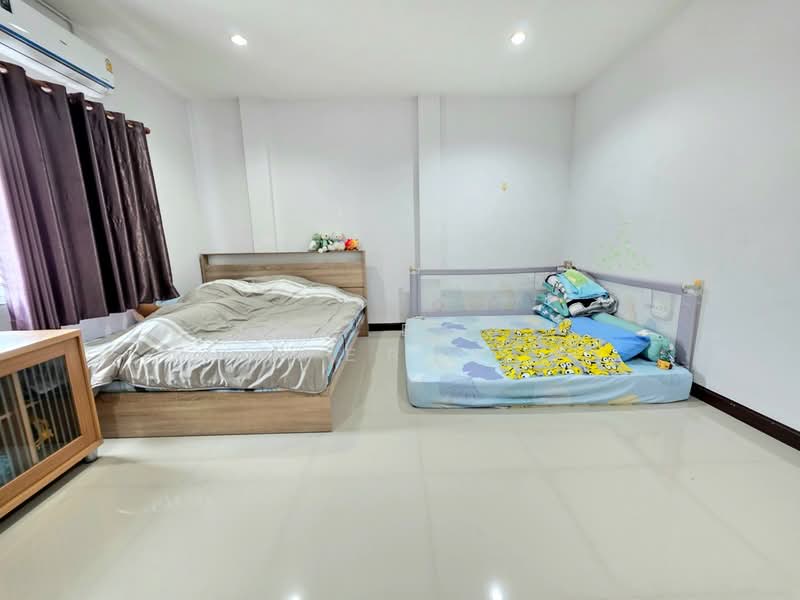 บูรพาแลนด์ หนองค้อ, Chon Buri (Pattaya), Nong - Kham, Si Racha, Chon Buri (Pattaya), 2 Bedrooms, 100 sqm, Townhouse For Sale, by The Best Property วา, 500259522 - DDproperty.com