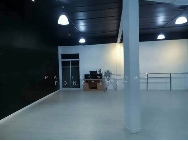 7-BR House, Chon Buri (Pattaya), Nong Pru, Bang Lamung (Pattaya), Chon Buri (Pattaya), 7 Bedrooms, 708 sqm, Single Detached House For Sale, by Pattanapong Pongpipat, 500259526 - DDproperty.com