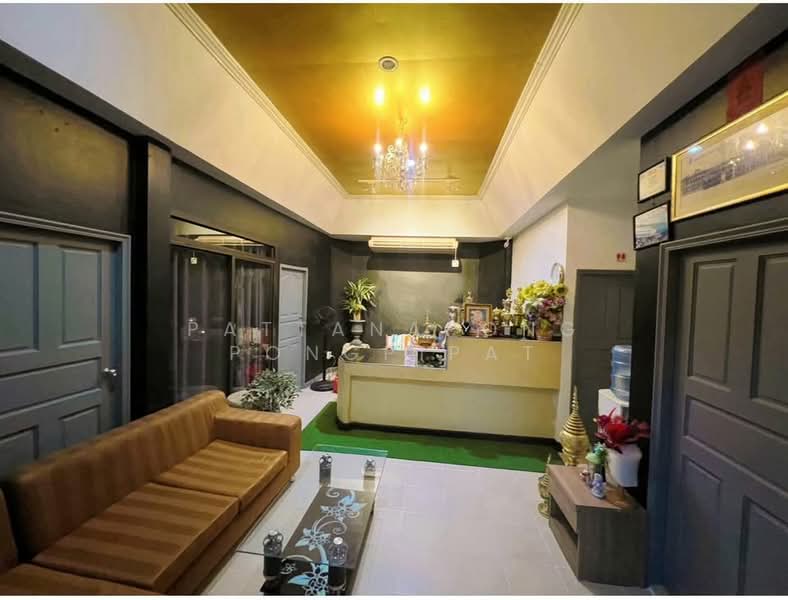7-BR House, Chon Buri (Pattaya), Nong Pru, Bang Lamung (Pattaya), Chon Buri (Pattaya), 7 Bedrooms, 708 sqm, Single Detached House For Sale, by Pattanapong Pongpipat, 500259526 - DDproperty.com