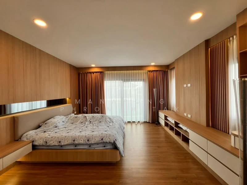 CENTRO Thawiwatthana, Bangkok, Soi Thawiwatthana 1, Thawiwatthana Road, Nong Kang Plu, Nong Khaem, Bangkok, 5 Bedrooms, 380 sqm, Single Detached House For Sale, by Manapong Phromphitak, 500259528 - DDproperty.com