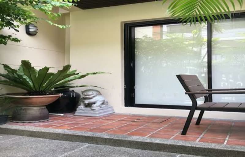 4-BR Townhouse, Bangkok, Khlong Tan Nua, Watthana, Bangkok, 4 Bedrooms, 200 sqm, Townhouse For Rent, by Manapong Phromphitak, 500259538 - DDproperty.com