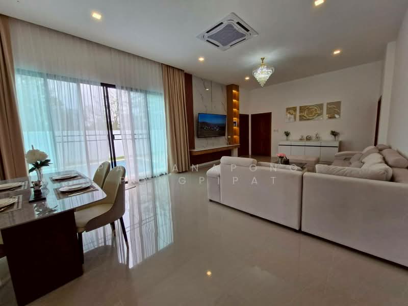 บ้าน 4-ห้องนอน, ชลบุรี, โป่ง, บางละมุง, ชลบุรี, 240 ตร.ม., บ้านเดี่ยว ขาย, โดย Pattanapong Pongpipat, 500259542 - DDproperty.com