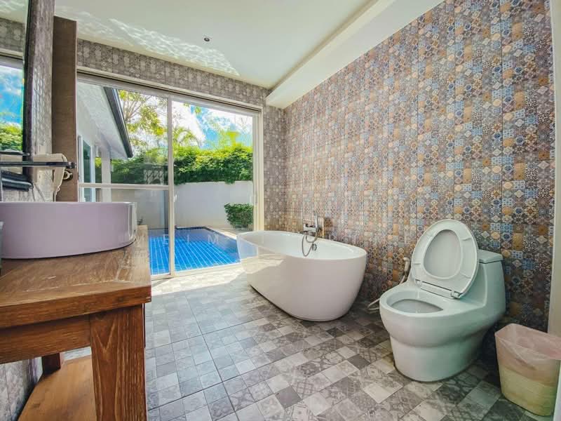 Mahogany villa, Phuket, Thep Krasattri, Thalang, Phuket, 3 Bedrooms, 300 sqm, Single Detached House For Rent, by MeiMei Prime, 500259578 - DDproperty.com