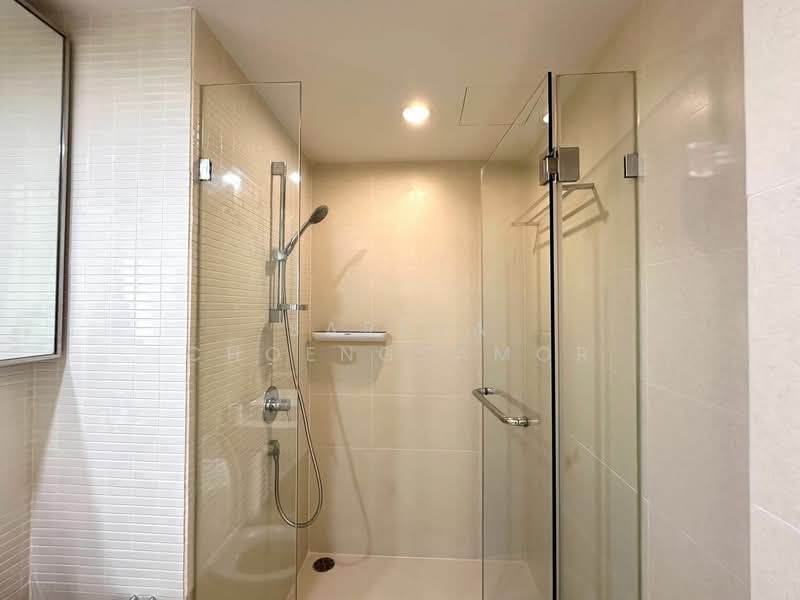 Focus on Saladaeng condominium, Bangkok, Yommarat Saladaeng, Silom, Bang Rak, Bangkok, 1 Bedroom, 42 sqm, Condo For Rent, by Sarena Choengsamor, 500259663 - DDproperty.com