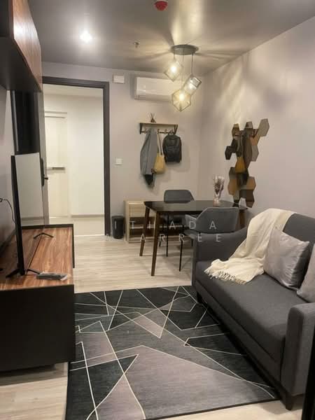 XT Huaikhwang, Bangkok, 244 Ratchadaphisek Road, Huai Khwang, Bangkok, 1 Bedroom, 35 sqm, Condo For Rent, by Withada Jaiarree, 500259676 - DDproperty.com