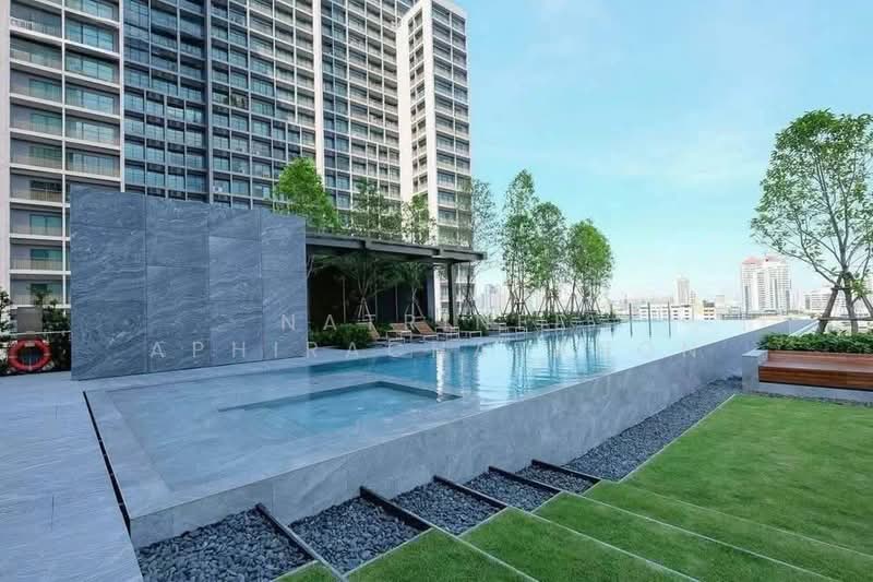 The Esse Sukhumvit 36, Bangkok, Soi Sukhumvit 36, Sukhumvit Road, Phra Kanong, Khlong Toei, Bangkok, 1 Bedroom, 38 sqm, Condo For Rent, by Natrinee Aphirachatanon, 500259698 - DDproperty.com