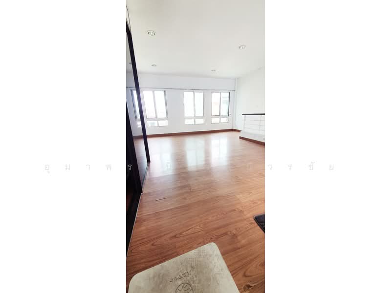 Urbanian Village, Ladprao 71, Bangkok, Lat Phrao, Lat Phrao, Bangkok, 3 Bedrooms, 195 sqm, Townhouse For Sale, by อุมาพร นิเวศบวรชัย, 500259725 - DDproperty.com