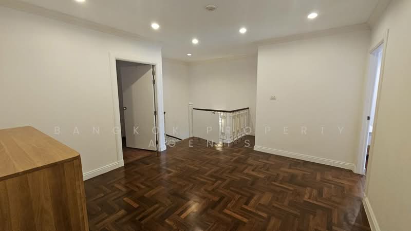 Baan Sawasdee, Bangkok, 42-1 Soi Sukhumvit 31, Khlongtoei Nua, Watthana, Bangkok, 3 Bedrooms, 378 sqm, Condo For Rent, by BANGKOK PROPERTY AGENTS, 500259733 - DDproperty.com