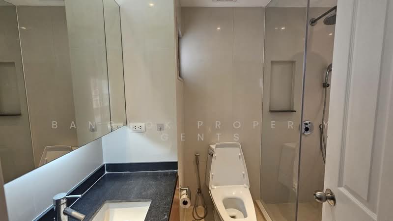 Baan Sawasdee, Bangkok, 42-1 Soi Sukhumvit 31, Khlongtoei Nua, Watthana, Bangkok, 3 Bedrooms, 378 sqm, Condo For Rent, by BANGKOK PROPERTY AGENTS, 500259733 - DDproperty.com