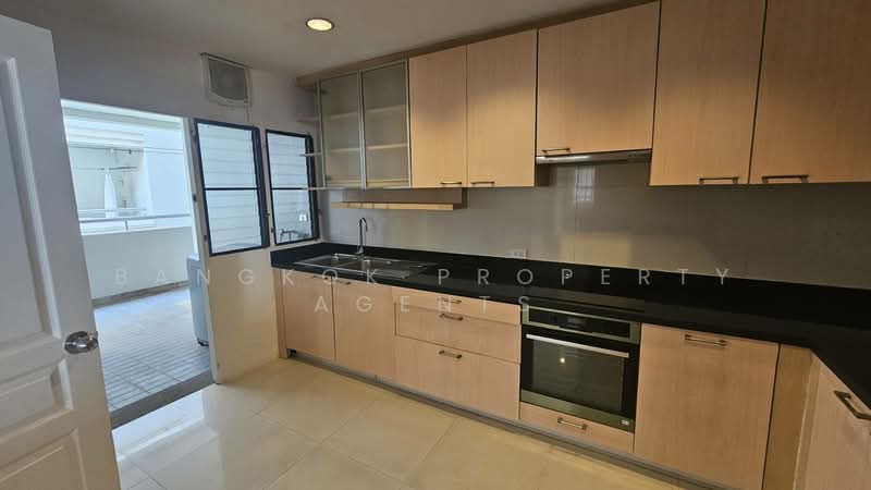 Baan Sawasdee, Bangkok, 42-1 Soi Sukhumvit 31, Khlongtoei Nua, Watthana, Bangkok, 3 Bedrooms, 378 sqm, Condo For Rent, by BANGKOK PROPERTY AGENTS, 500259733 - DDproperty.com
