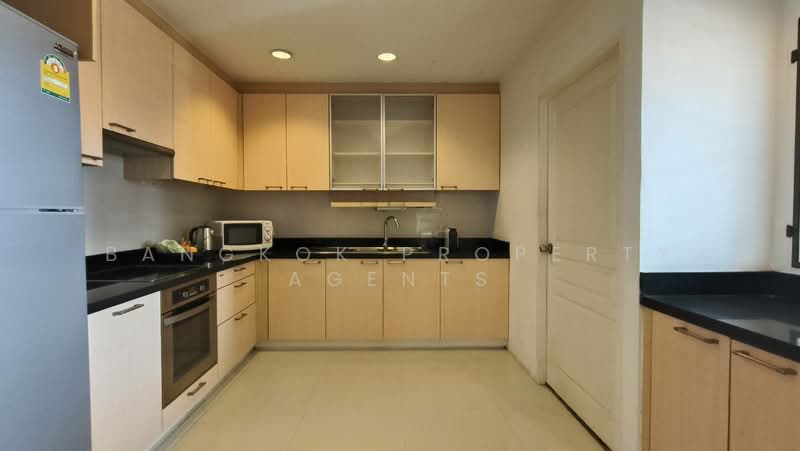 Baan Sawasdee, Bangkok, 42-1 Soi Sukhumvit 31, Khlongtoei Nua, Watthana, Bangkok, 3 Bedrooms, 278 sqm, Condo For Rent, by BANGKOK PROPERTY AGENTS, 500259748 - DDproperty.com