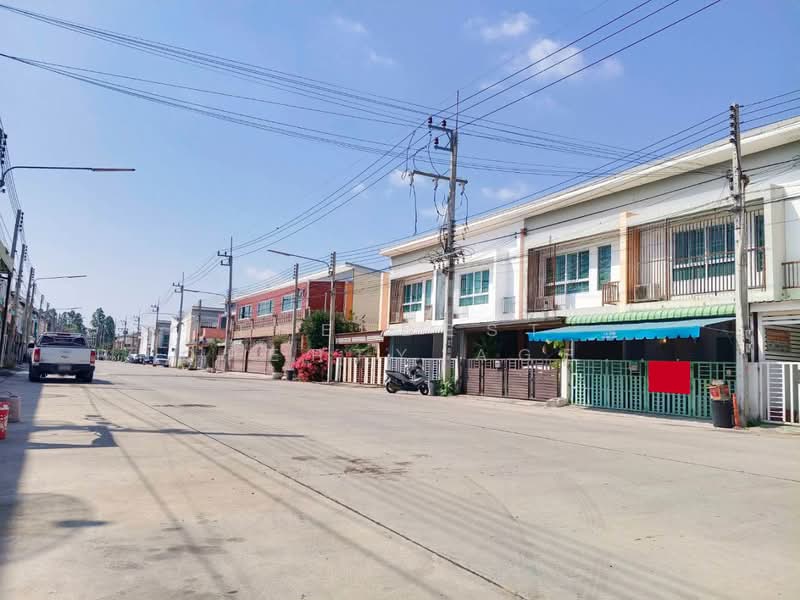 สิรารมย์ พลัส มอเตอร์เวย์, Chachoengsao, Tha Sa-an, Bang Pakong, Chachoengsao, 3 Bedrooms, 100 sqm, Townhouse For Sale, by The Best Property Agent โบ, 500259761 - DDproperty.com