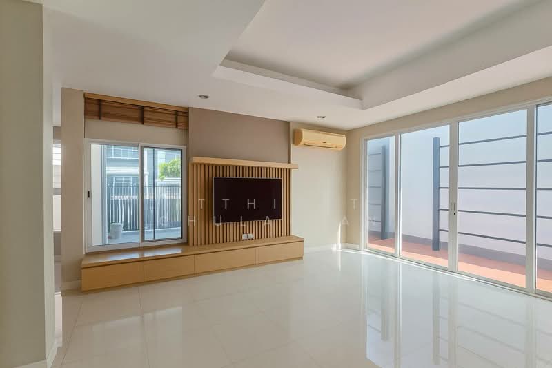 Nirvana Beyond Rama 9-Ramkhamhaeng, Bangkok, Rama 9 Road, Suan Luang, Suan Luang, Bangkok, 3 Bedrooms, 240 sqm, Single Detached House For Sale, by Itthiwat Chulaolan, 500259775 - DDproperty.com