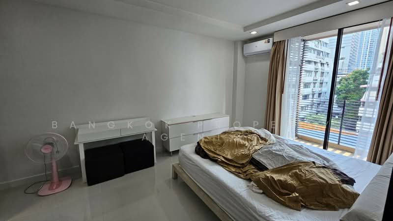 O2 Hip, Bangkok, 1041 8 Soi Nai Loet, Lumphini, Pathum Wan, Bangkok, 1 Bedroom, 51 sqm, Condo For Rent, by BANGKOK PROPERTY AGENTS, 500259781 - DDproperty.com