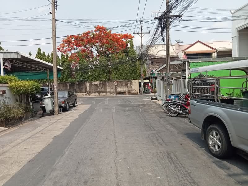 พหลโยธิน 35 แยก 21, กรุงเทพ, พหลโยธิน, อนุสาวรีย์, บางเขน, กรุงเทพ, 200 ตร.ม., ทาวน์เฮ้าส์ ขาย, โดย รัชนีวรรณ มณีรังษีสุวรรณ, 500259792 - DDproperty.com