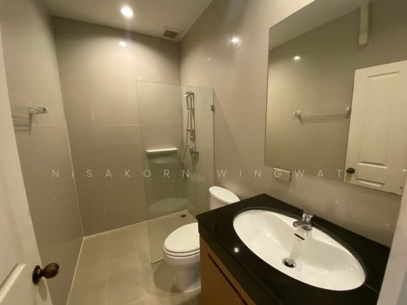 Veranda Ville, Bangkok, Soi Sukhumvit 38, Phra Kanong, Khlong Toei, Bangkok, 3 Bedrooms, 350 sqm, Single Detached House For Rent, by Nisakorn Wingwat, 500259799 - DDproperty.com