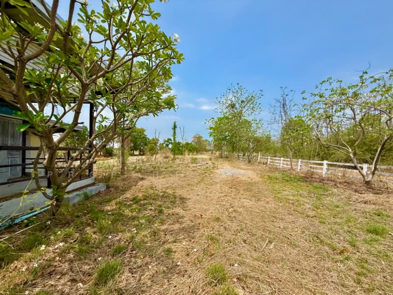 For Sale - ที่ดินสระโบสถ์ ลพบุรี, Lop Buri