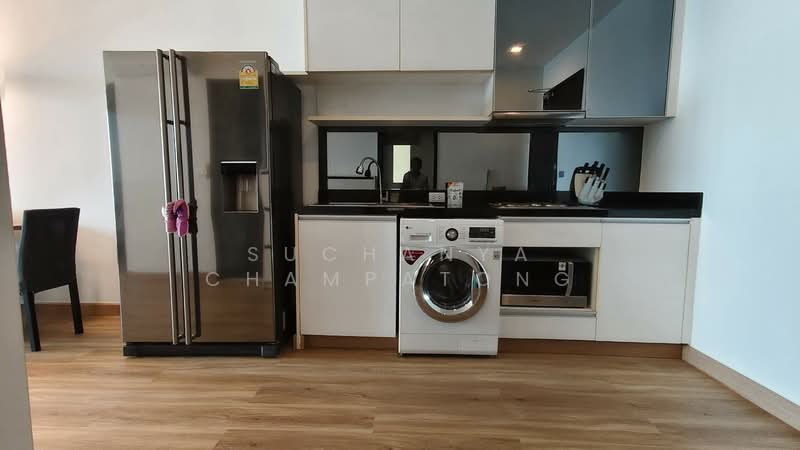 Sky Walk Residences, Bangkok, 1599 Sukhumvit Road, Phra Kanong Nua, Watthana, Bangkok, 2 Bedrooms, 60 sqm, Condo For Rent, by Farida Phetnuam, 500259809 - DDproperty.com