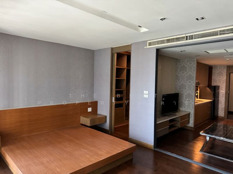Noble Remix, Bangkok, 772 Soi Sukhumvit 36, Sukhumvit Road, Khong Tan, Khlong Toei, Bangkok, 1 Bedroom, 45 sqm, Condo For Sale, by The Best Property กีต้าร์, 500259835 - DDproperty.com