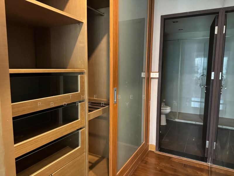 Noble Remix, Bangkok, 772 Soi Sukhumvit 36, Sukhumvit Road, Khong Tan, Khlong Toei, Bangkok, 1 Bedroom, 45 sqm, Condo For Sale, by The Best Property กีต้าร์, 500259835 - DDproperty.com