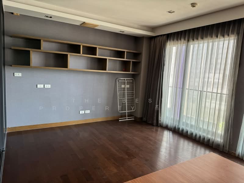 Noble Remix, Bangkok, 772 Soi Sukhumvit 36, Sukhumvit Road, Khong Tan, Khlong Toei, Bangkok, 1 Bedroom, 45 sqm, Condo For Sale, by The Best Property กีต้าร์, 500259835 - DDproperty.com