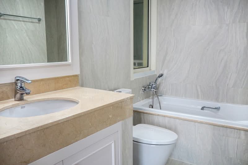 Wilshire Condominium, Bangkok, 80 Soi Sukhimvit 22, Khlong Toei, Khlong Toei, Bangkok, 3 Bedrooms, 156 sqm, Condo For Rent, by Sineenart Phromnin, 500259849 - DDproperty.com