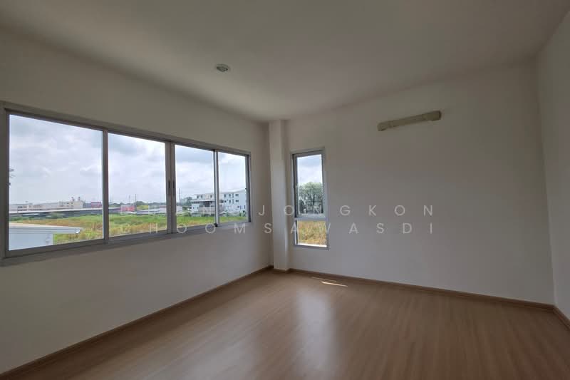 Nirvana Park Sukhumvit 77, Bangkok, Sukhumvit 77, On Nut Road, Prawet, Prawet, Bangkok, 3 Bedrooms, 173 sqm, Townhouse For Sale, by Duangjongkon Choomsawasdi, 500259868 - DDproperty.com