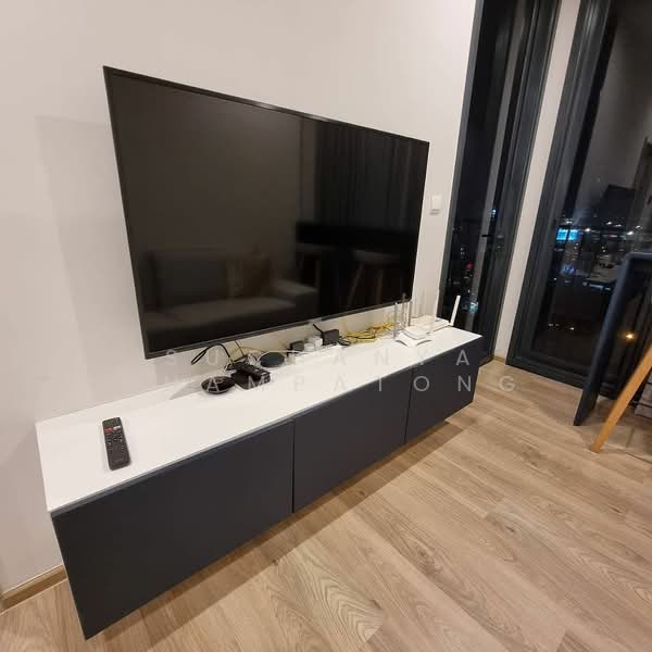 Oka Haus Sukhumvit 36, Bangkok, 3399 Rama 4 Road, Khong Tan, Khlong Toei, Bangkok, 1 Bedroom, 34 sqm, Condo For Rent, by Farida Phetnuam, 500259872 - DDproperty.com