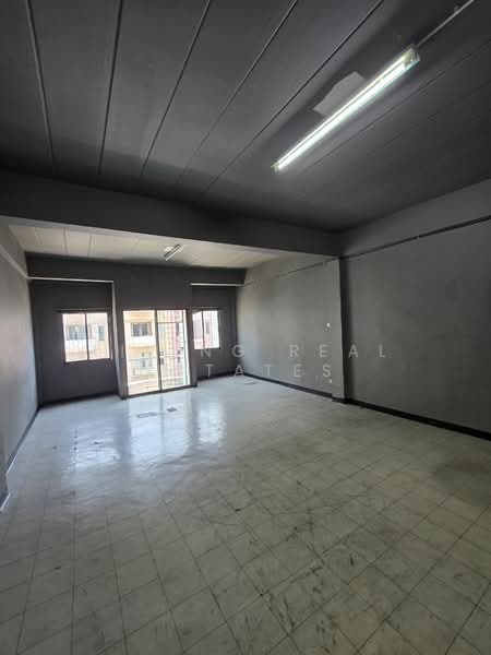 ตึกแถวให้เช่าทำเลดีใกล้ mrt สายสีม่วงและสายสีแดงสถานีบางซ่อน, Bangkok, Bang Sue, Bang Sue, Bangkok, , 500 sqm, Shophouse For Rent, by Living Real Estates, 500259878 - DDproperty.com