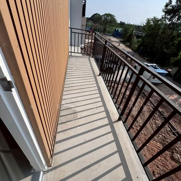 ขายโกดัง พร้อมที่พักและออฟฟิศในตัว เนื้อที่ 200ตรว โกดัง 375ตรม ที่พัก 3ห้องนอน นาดี สมุทรสาคร, Samut Sakhon, Na Di, Muang Samut Sakhon, Samut Sakhon, , 375 sqm, Warehouse/Factory For Sale, by ณภัทร พรสิริเมธากุล, 500259909 - DDproperty.com