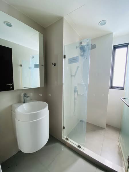 Rhythm Asoke, Bangkok, 299 Asoke - Dindaeng Road, Makkasan, Ratchathewi, Bangkok, 2 Bedrooms, 42 sqm, Condo For Rent, by Siriporn Tanuan, 500259920 - DDproperty.com