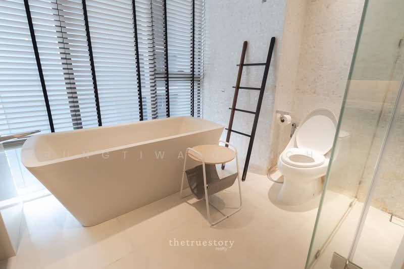 Vittorio 39, Bangkok, 8 Sukhumvit, Khlong Tan Nua, Watthana, Bangkok, 2 Bedrooms, 139 sqm, Condo For Rent, by Rungtiwa Chinchai, 500259921 - DDproperty.com