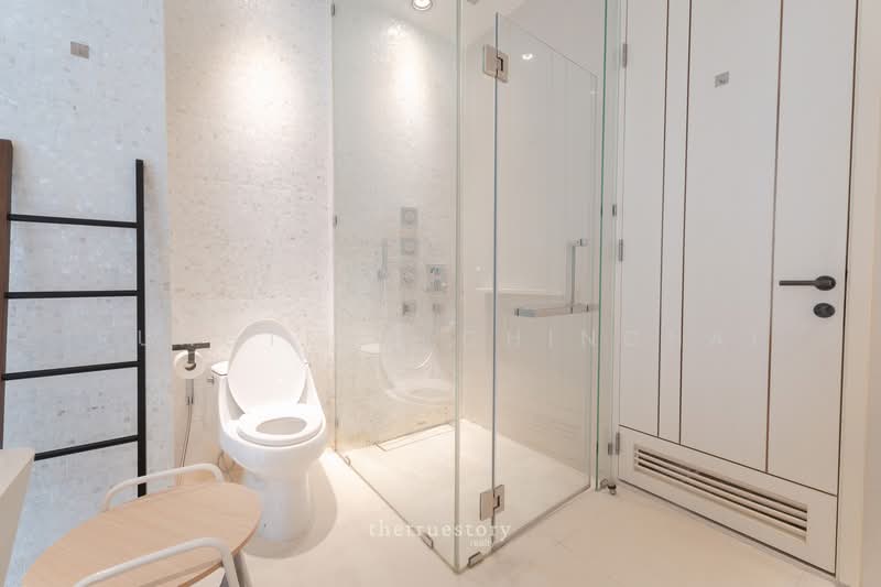 Vittorio 39, Bangkok, 8 Sukhumvit, Khlong Tan Nua, Watthana, Bangkok, 2 Bedrooms, 139 sqm, Condo For Rent, by Rungtiwa Chinchai, 500259921 - DDproperty.com