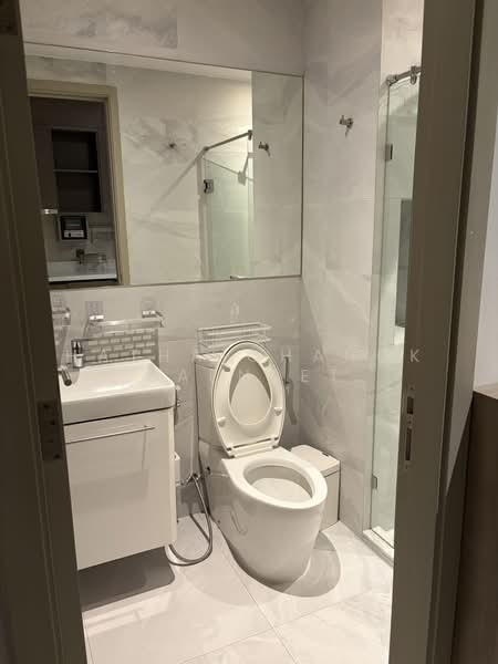 Rhythm Ekkamai, Bangkok, 11 Soi Sukhumvit 63, Khlongtoei Nua, Watthana, Bangkok, 1 Bedroom, 30 sqm, Condo For Rent, by Hathaichanok Saenset, 500259928 - DDproperty.com