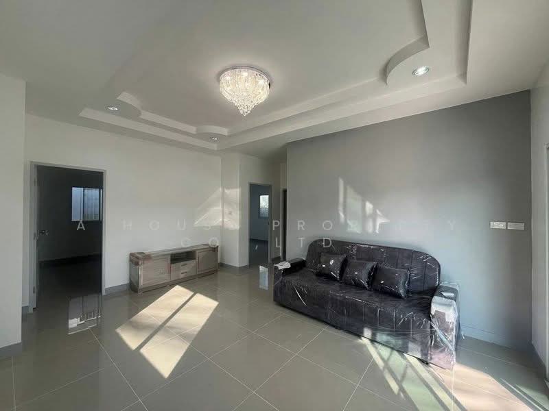 หมู่บ้านเลกาซี่วิลเลจ : Legacy Village, Chon Buri (Pattaya), Surasak, Si Racha, Chon Buri (Pattaya), 3 Bedrooms, 245 sqm, Single Detached House For Sale, by A House Property Co.,Ltd., 500259938 - DDproperty.com