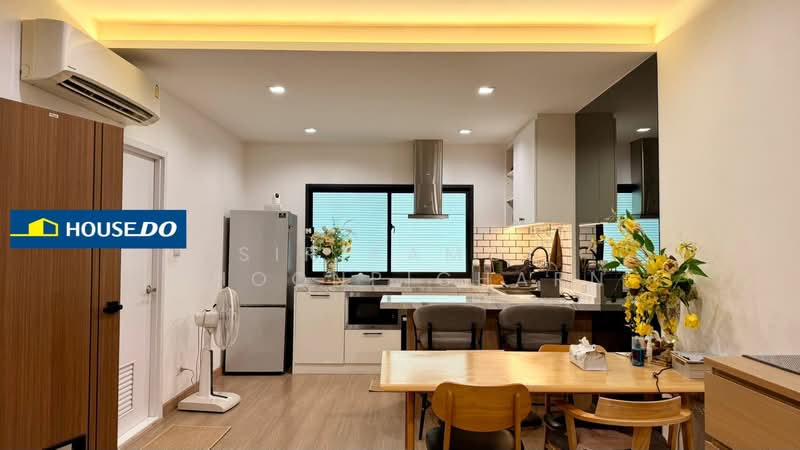 Mandarina Ekamai-Ramintra, Bangkok, Sukhonthawat Road, Lat Phrao, Lat Phrao, Bangkok, 2 Bedrooms, 180 sqm, Townhouse For Sale, by Sirikamol Choonpicharn, 500259958 - DDproperty.com