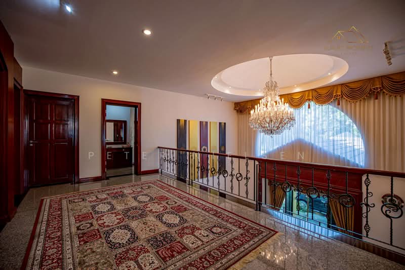 House Pratumnak, Chon Buri (Pattaya), Pratumnak, Bang Lamung, Bang Lamung (Pattaya), Chon Buri (Pattaya), 10+ Bedrooms, 808 sqm, Single Detached House For Sale, by Peter Nielsen, 500260000 - DDproperty.com