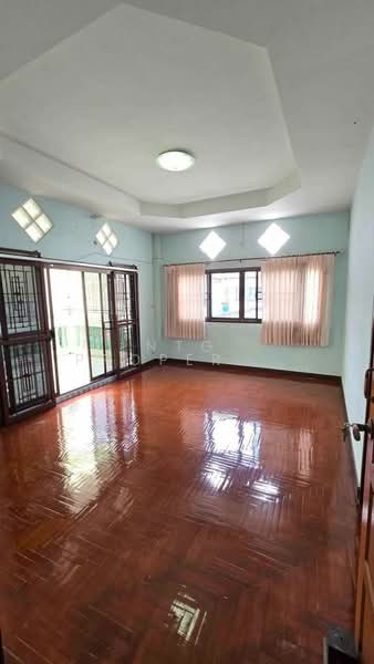 NG342 ให้เช่าบ้านเดี่ยว 2 ชั้น หมู่บ้านเสนานิเวศน์1 (ประเสริญมนูกิจ18) เหมาะทำโฮมออฟฟิศ ขายของออนไลน, กรุงเทพ, ประเสริญมนูกิจ18, จรเข้บัว, ลาดพร้าว, กรุงเทพ, 230 ตร.ม., บ้านเดี่ยว ให้เช่า, โดย NTG Property House Co.,Ltd., 500260012 - DDproperty.com