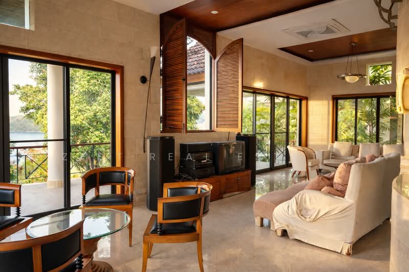 Clifftop Sea View Luxury Villa in Panwa, Phuket, Wichit, Muang Phuket, Phuket, 3 Bedrooms, 400 sqm, Villa For Rent, by Zest Real Estate, 500260021 - DDproperty.com