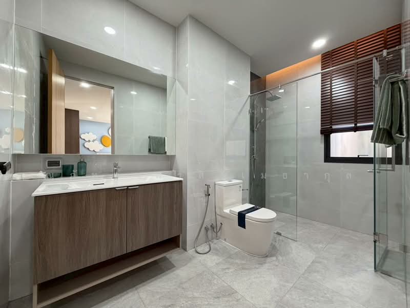 Preecha Ram 3 - Rat Phatthana, Bangkok, Saphan Sung, Saphan Sung, Bangkok, 4 Bedrooms, 400 sqm, Single Detached House For Sale, by ณภัทร พรสิริเมธากุล, 500260070 - DDproperty.com