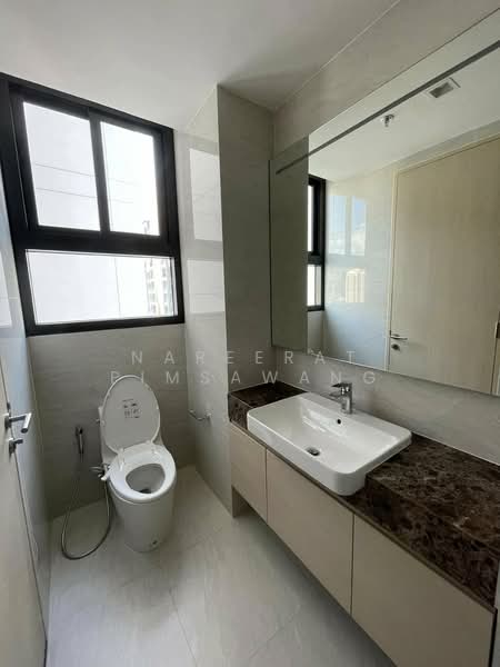 Noble State 39, Bangkok, 35 Soi Sukhumvit 39, Khlong Tan Nua, Watthana, Bangkok, 1 Bedroom, 43 sqm, Condo For Rent, by Nareerat Pimsawang, 500260071 - DDproperty.com