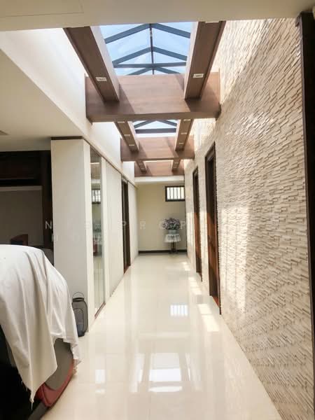 NG343 ให้เช่าอาคารสำนักงาน 4 ชั้น 1,700 ตร.ม. มีที่พักชั้นบน พร้อมลิฟต์ ถนนคู้บอน, Bangkok, คู้บอน, Ram Inthra, Khan Na Yao, Bangkok, , 1,700 sqm, Office Space For Rent, by NTG Property House Co.,Ltd., 500260135 - DDproperty.com